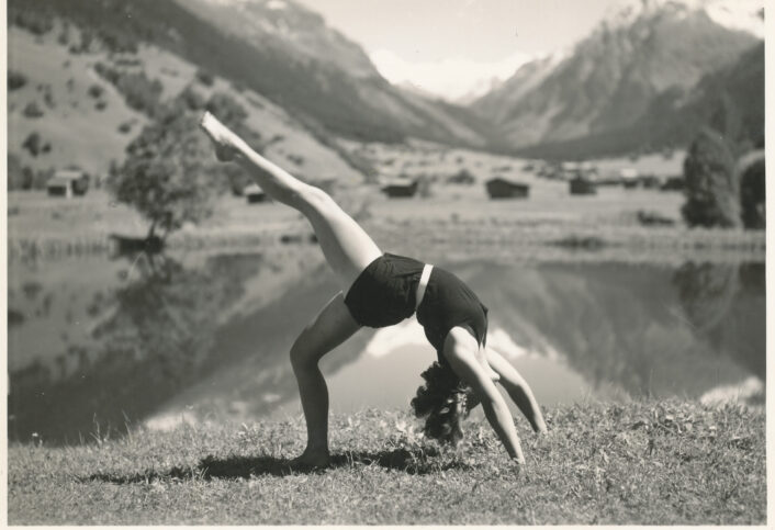 Strandbad Klosters Sommer Personen Sport 1940 Gymnastik 2
